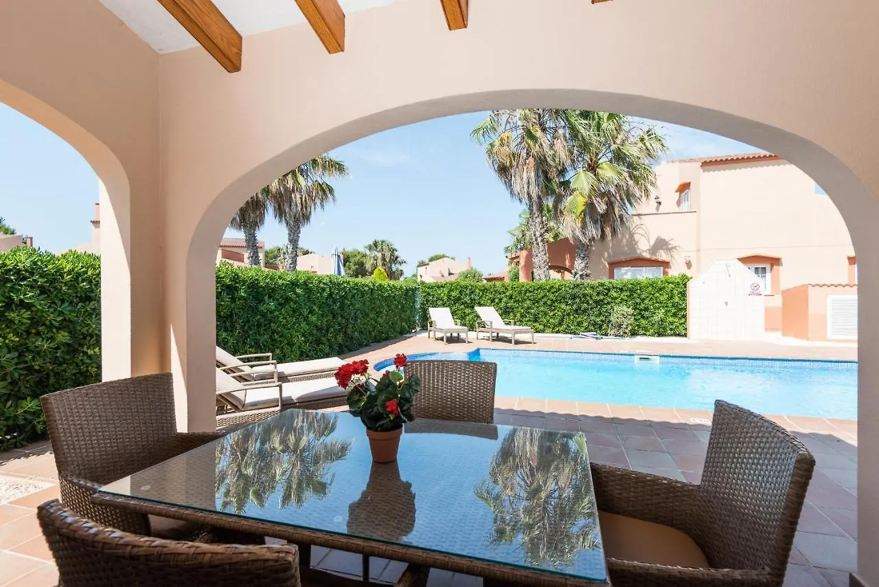 Apartamentos Maribel Cala Blanca  0*, Cala Blanca (Menorca) España