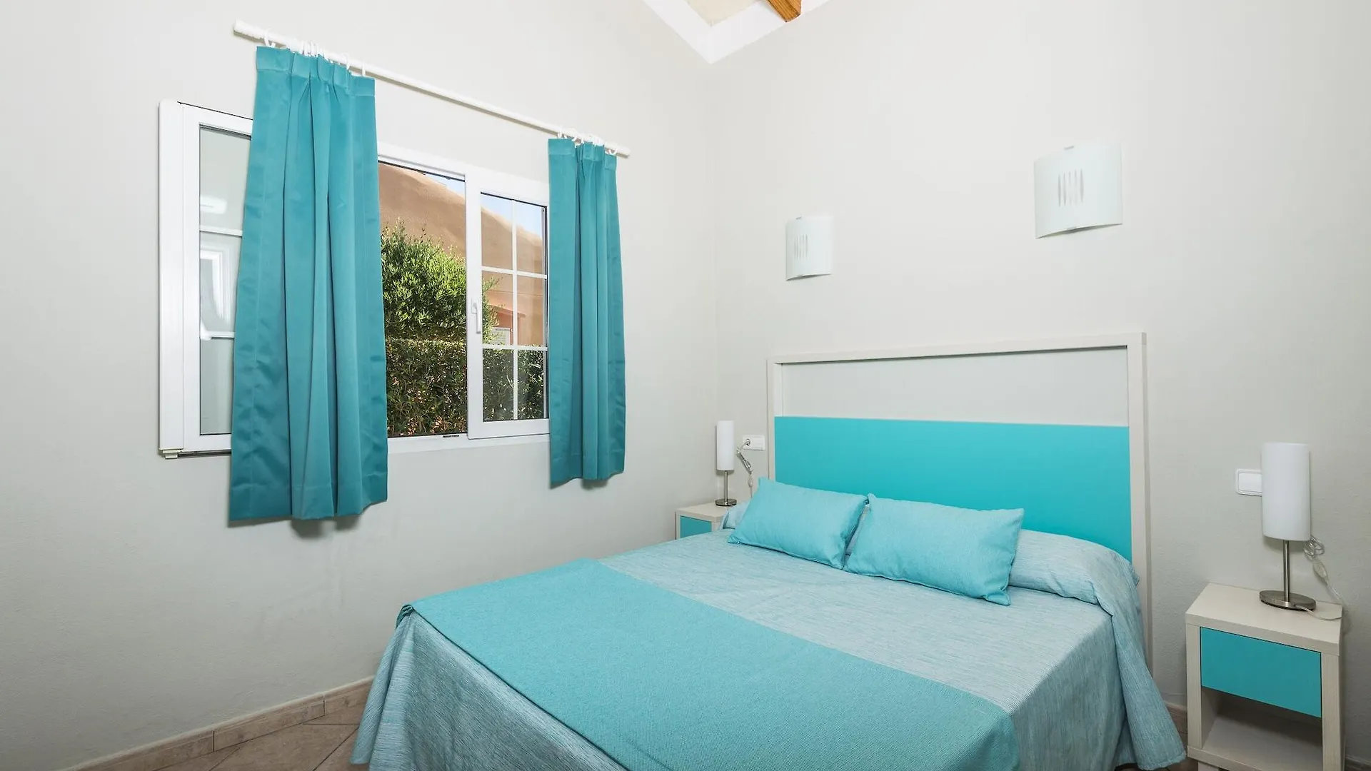 Apartamentos Maribel Cala Blanca  Villa Cala Blanca (Menorca)