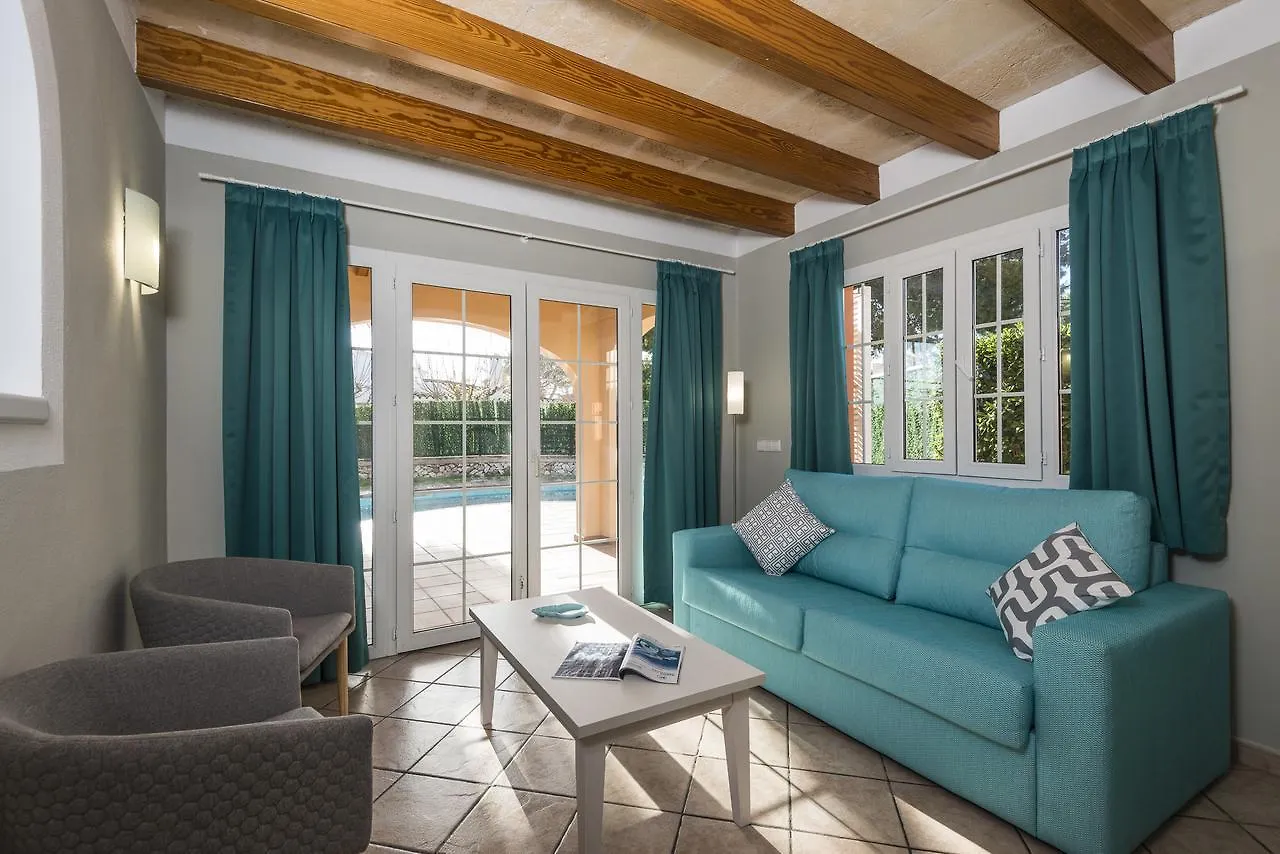 Apartamentos Maribel Cala Blanca  Cala Blanca (Menorca)