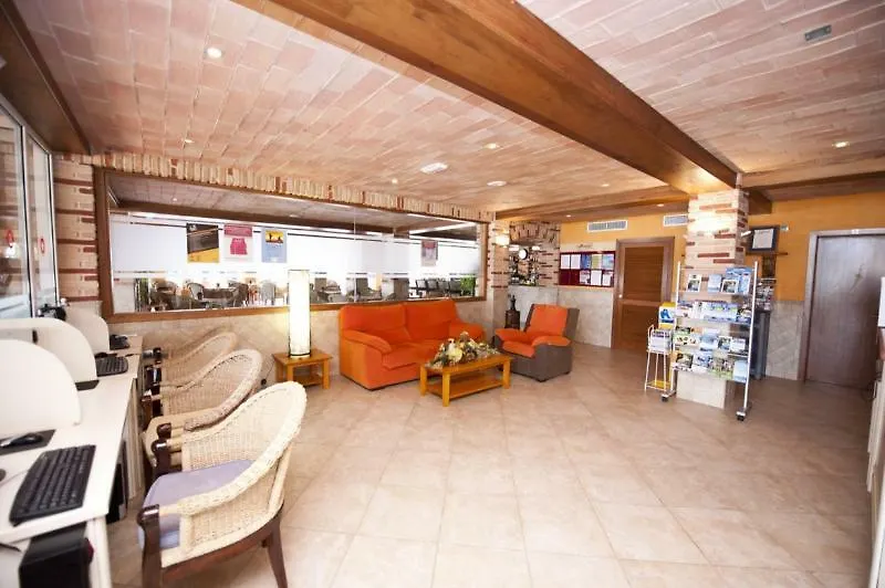 Apartamentos Maribel Cala Blanca  Villa